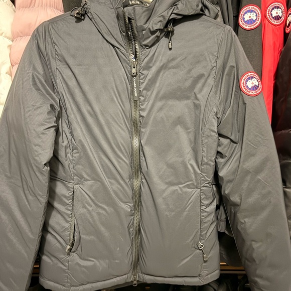 Canada Goose Jackets & Blazers - Canada Goose women’s Camp Hoody Puffer Jacket